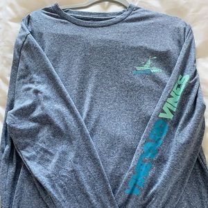 Men’s Vineyard Vine long sleeve shirt